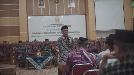 PEMBINAAN TOKOH MASYARAKAT