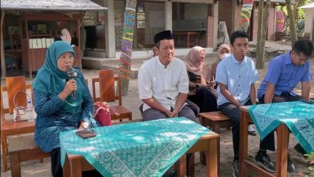 Tawa dan Haru Mewarnai Pelepasan Siswa KB Garuda Tirtohargo di Bonhargo