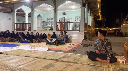 Malam Muludan Penuh Berkah di Masjid Nurul Hidayah