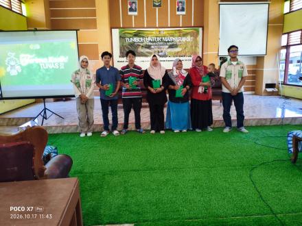 UPN Veteran Yogyakarta Gelar Sosialisasi dan Aksi Penanaman Mangrove di Kalurahan Tirtohargo